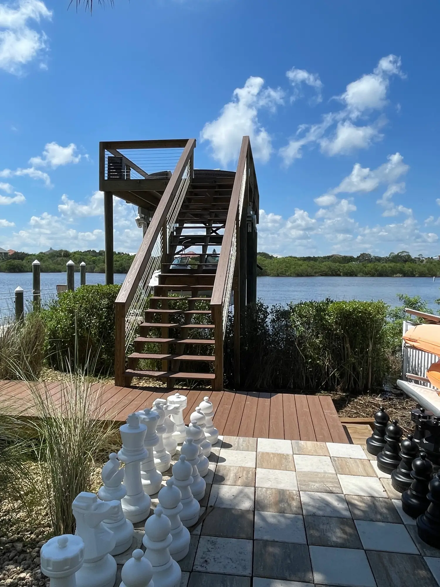 Elevated deck with wire railing on the florida