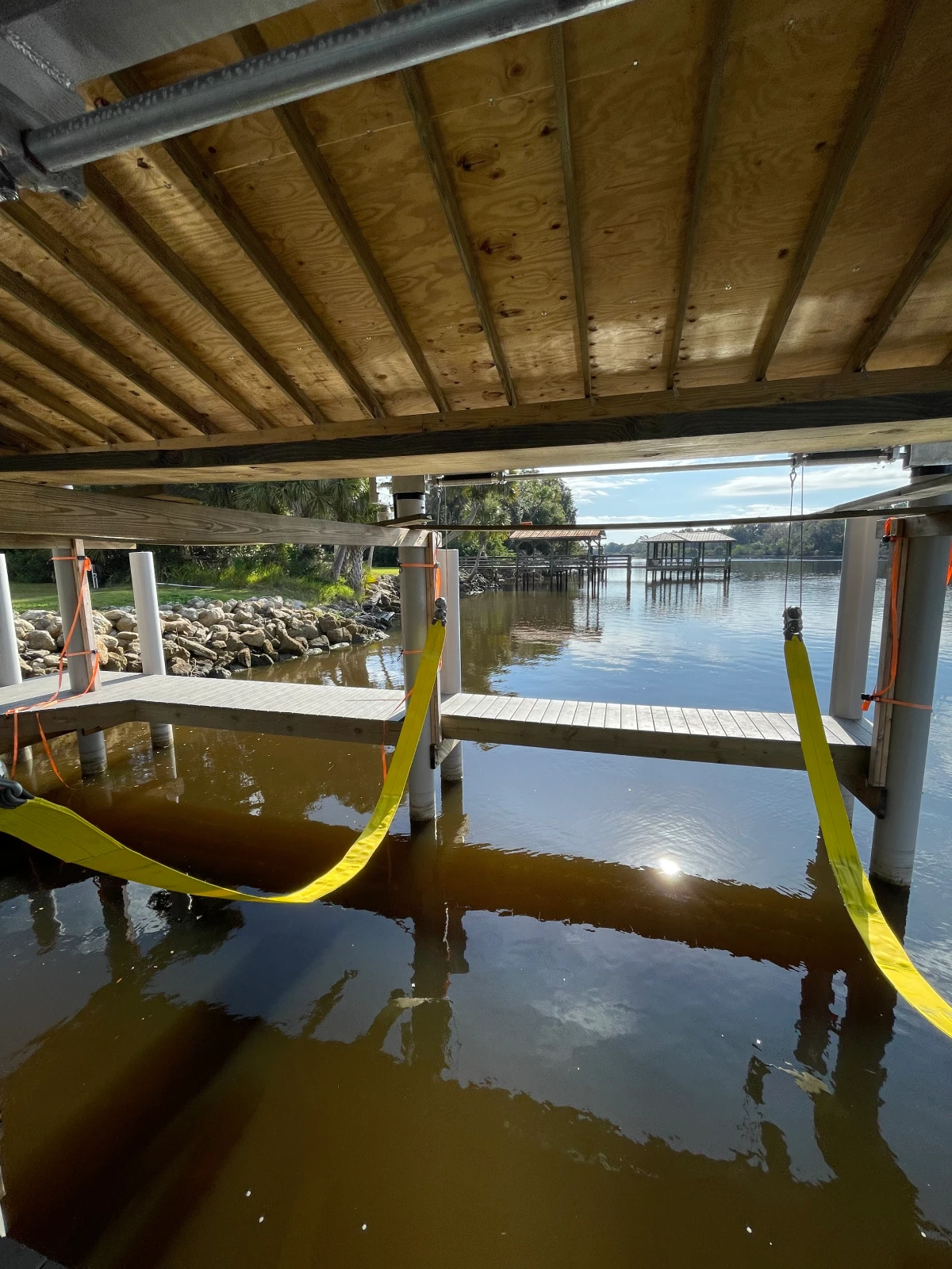 Retaining walls beside the dock roofing on the florida